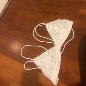 White floral lace bra letter